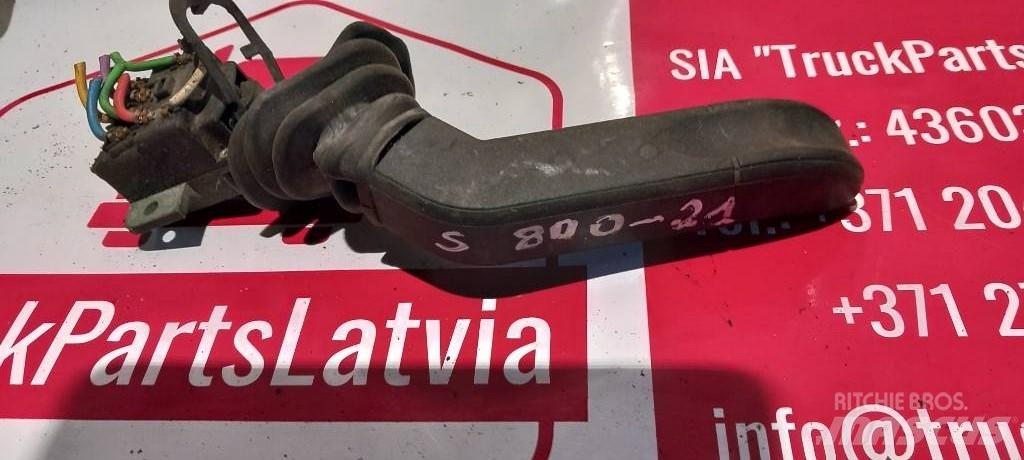 Scania R 420.  1372985 Kabiny a interiér