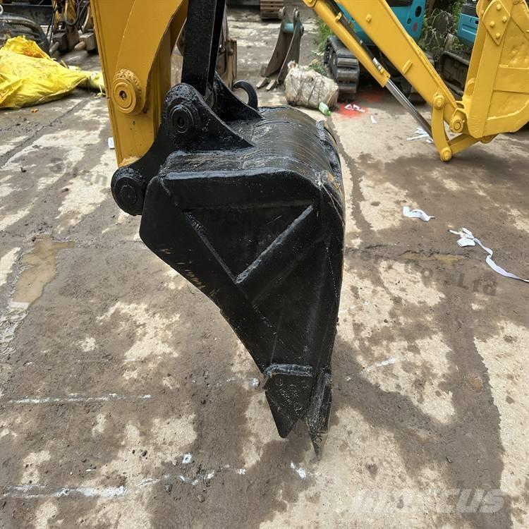 CAT 303.5 E Mini rýpadla < 7t