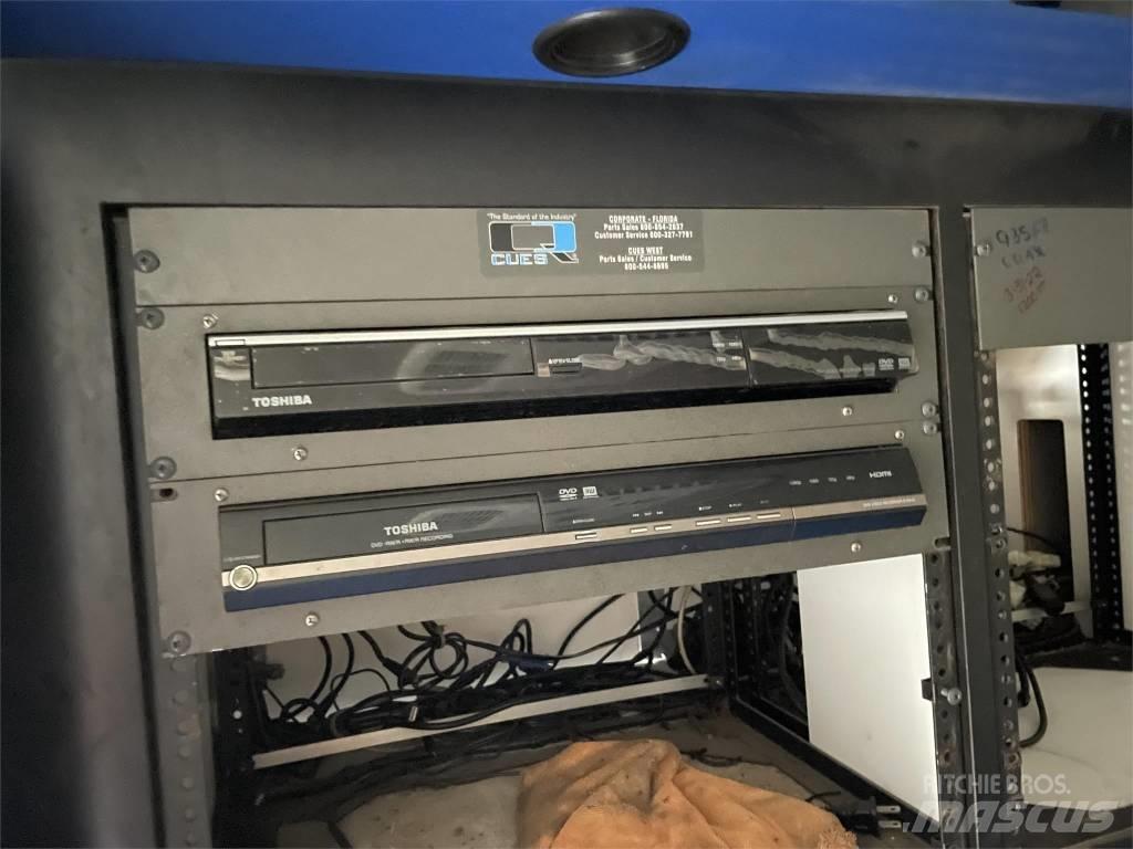 Ford F550 XL Stavebnictví - ostatní