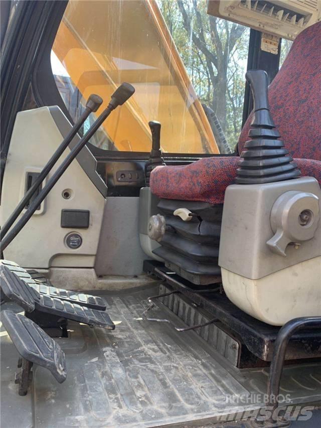 Hyundai R215-7 Pásová rýpadla