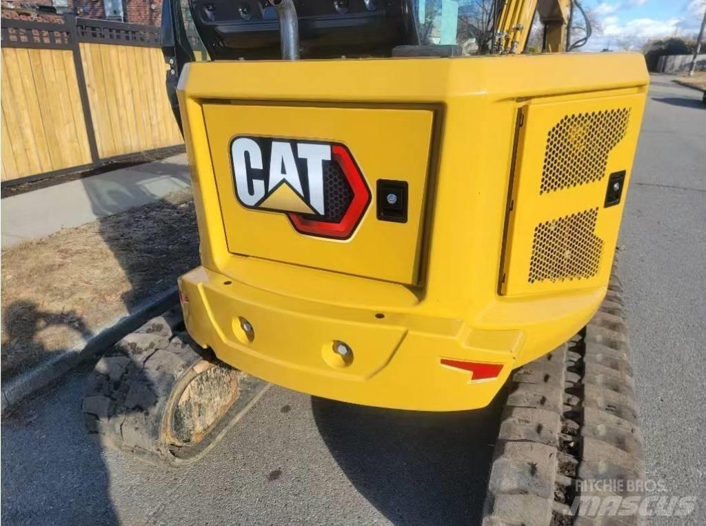 CAT 305 CR Mini rýpadla < 7t