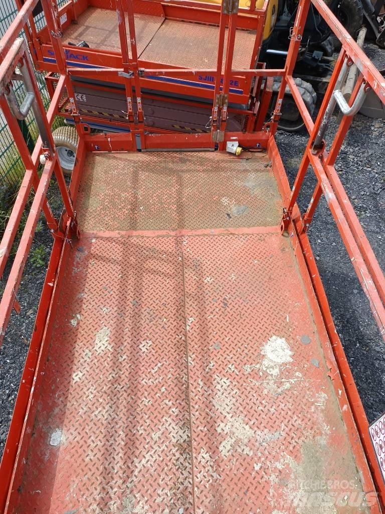 SkyJack SJ 6832 RTE Nůžková zvedací plošina