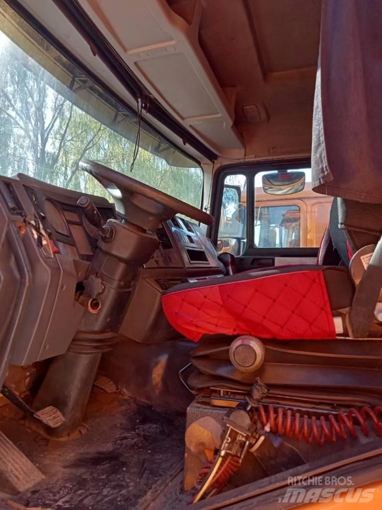 Shacman F3000 6X4 Sklápěče