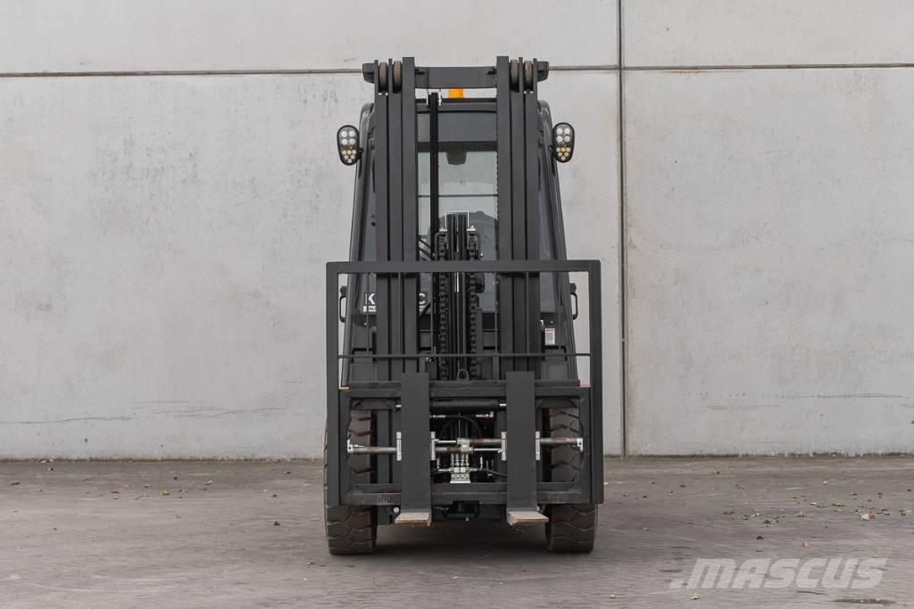 Manitou MI 30 D Dieselové vozíky