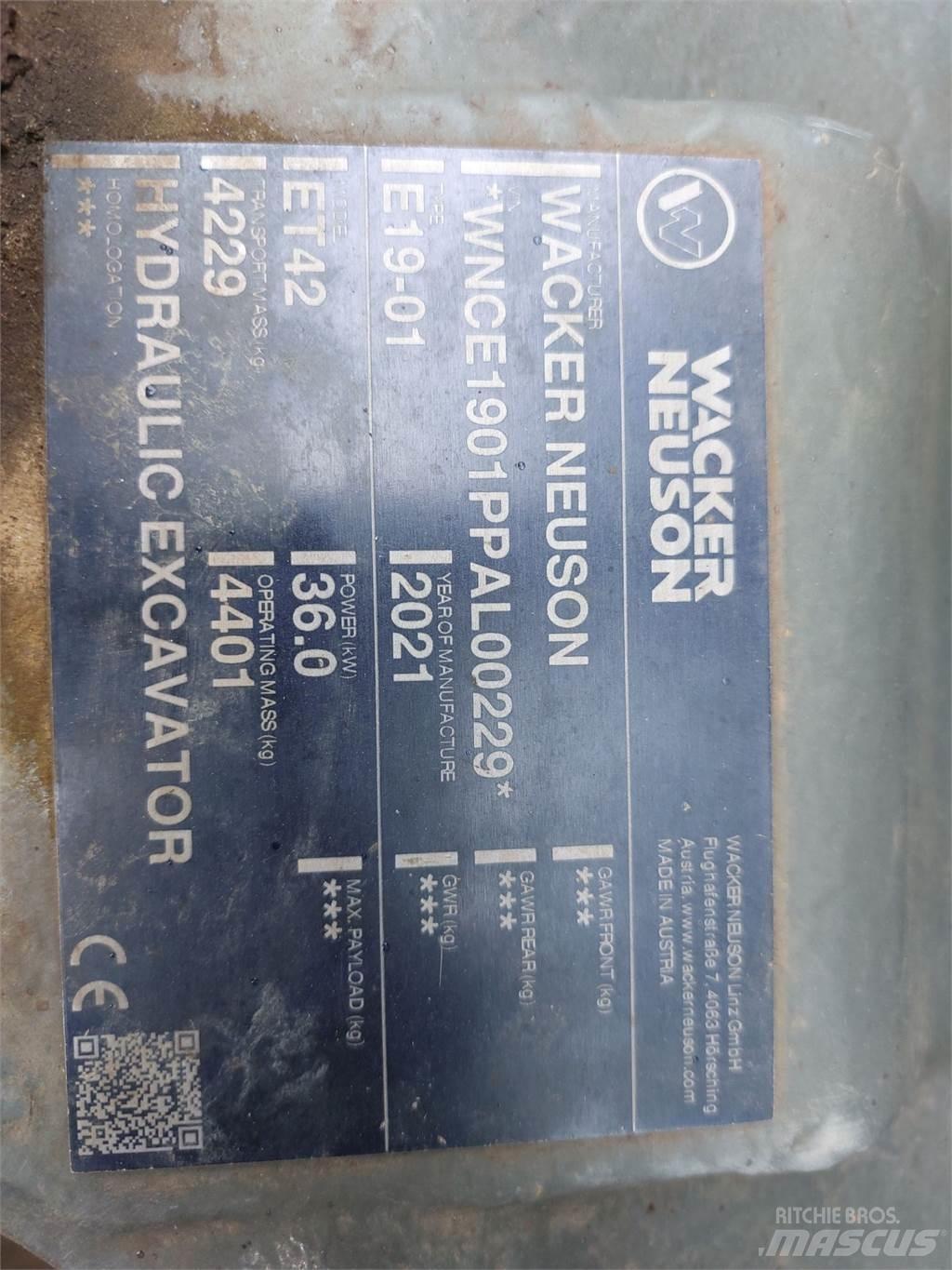Wacker Neuson ET42 Pásová rýpadla