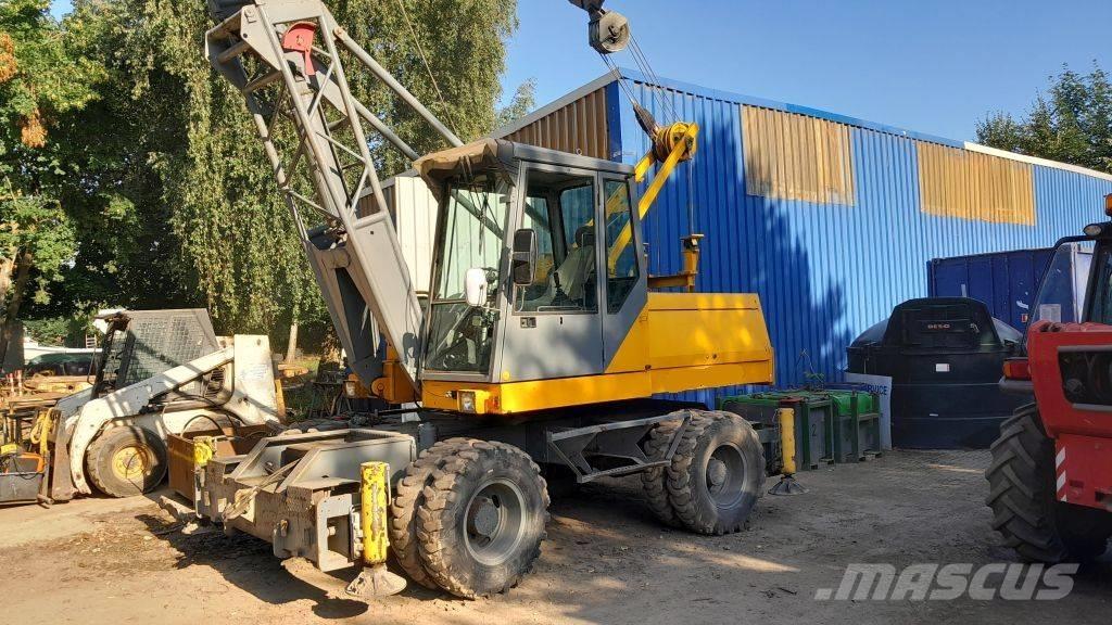 Sennebogen S612M Jeřáby pro těžký terén