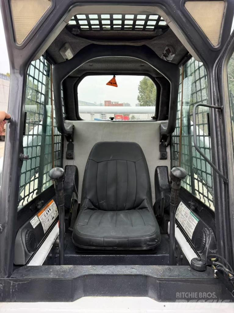 Bobcat S 185 Smykem řízené nakladače