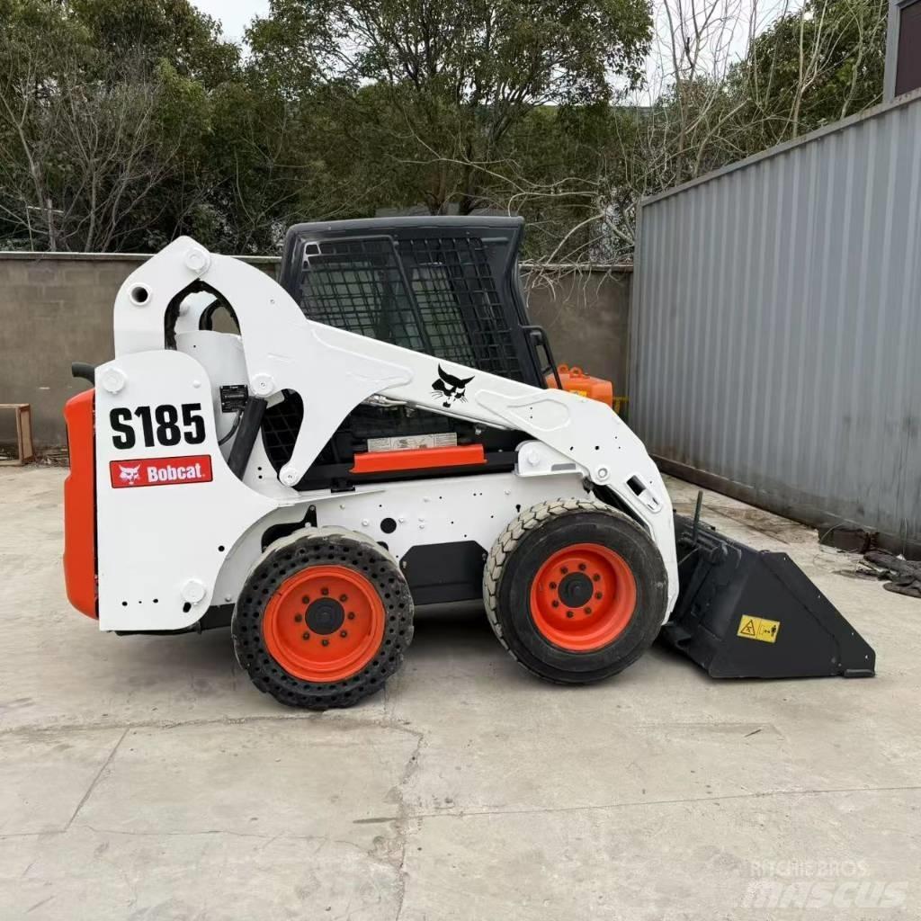Bobcat S 185 Smykem řízené nakladače