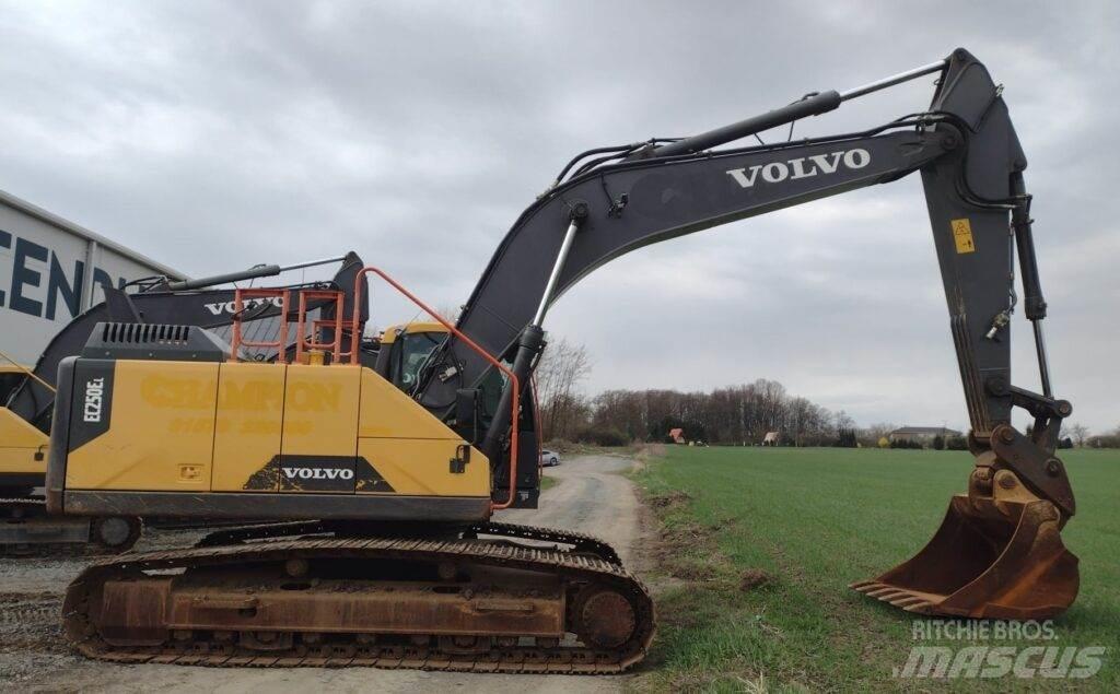 Volvo EC250EL Pásová rýpadla