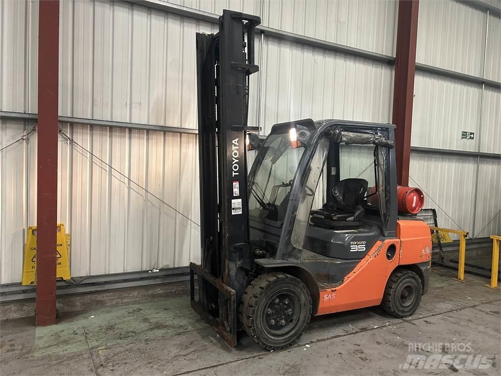 Toyota 02-8FGJF35 LPG vozíky