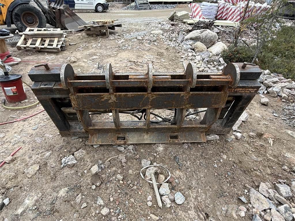 Volvo L220D Kolové nakladače