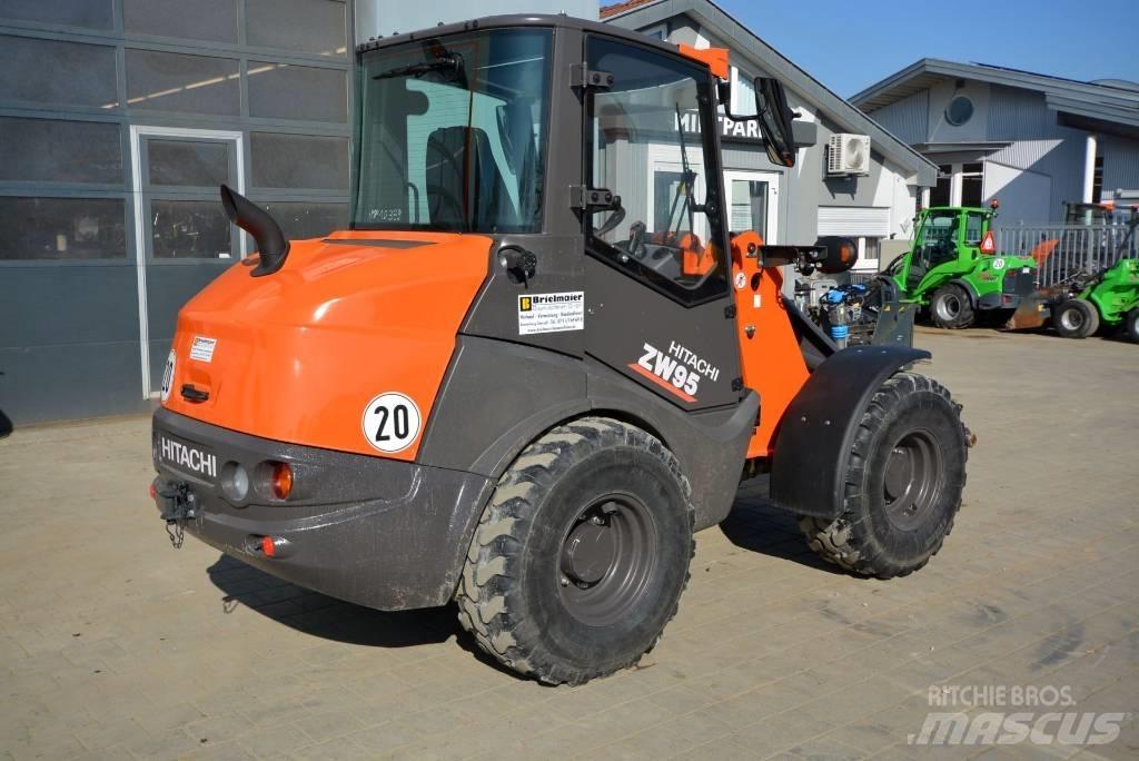 Hitachi ZW 95-6 C Kolové nakladače