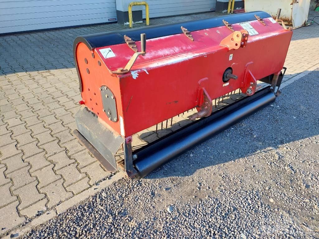Toro Procore 880 Aerátory a odmechovače