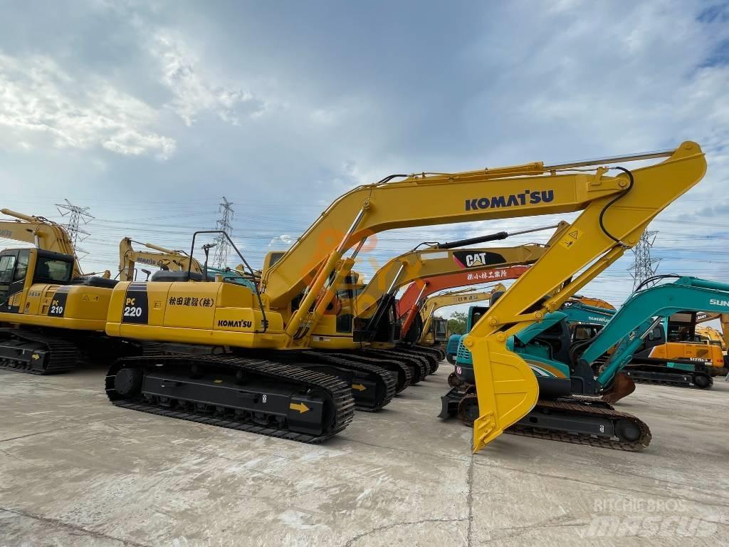 Komatsu PC 220-8 Pásová rýpadla