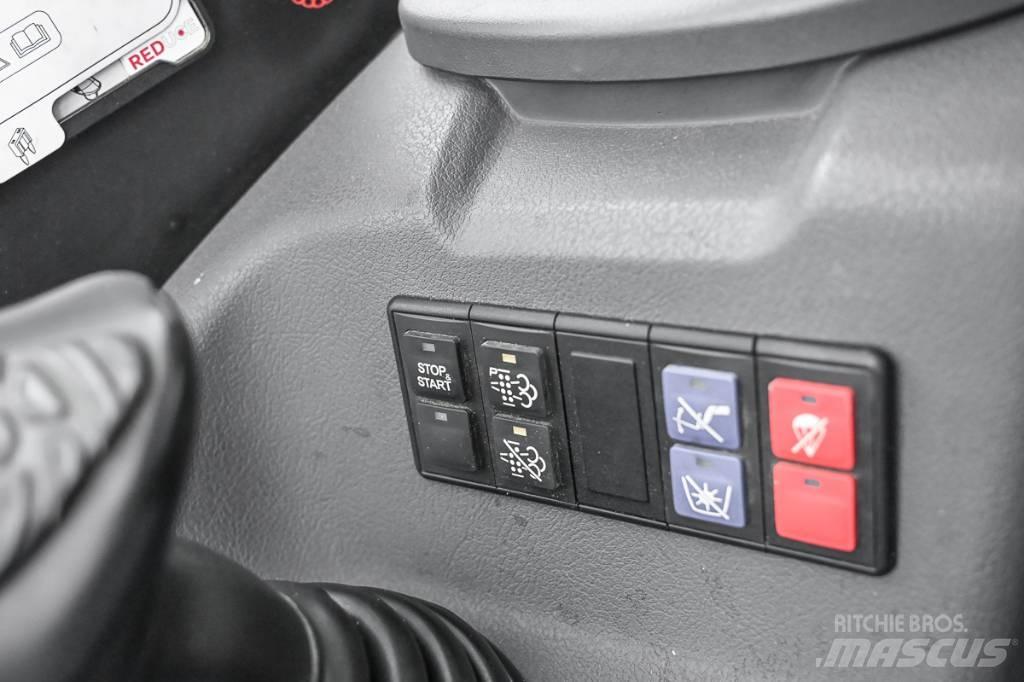 Manitou MT 730 Teleskopické manipulátory