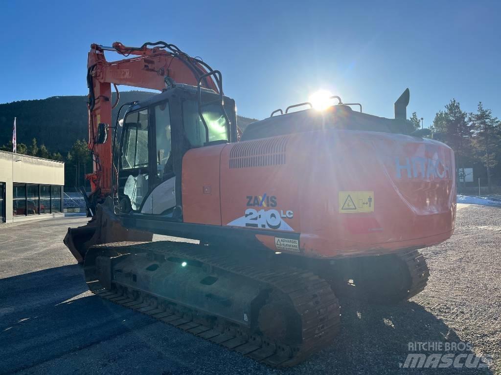 Hitachi ZX 210 LC-6 Pásová rýpadla