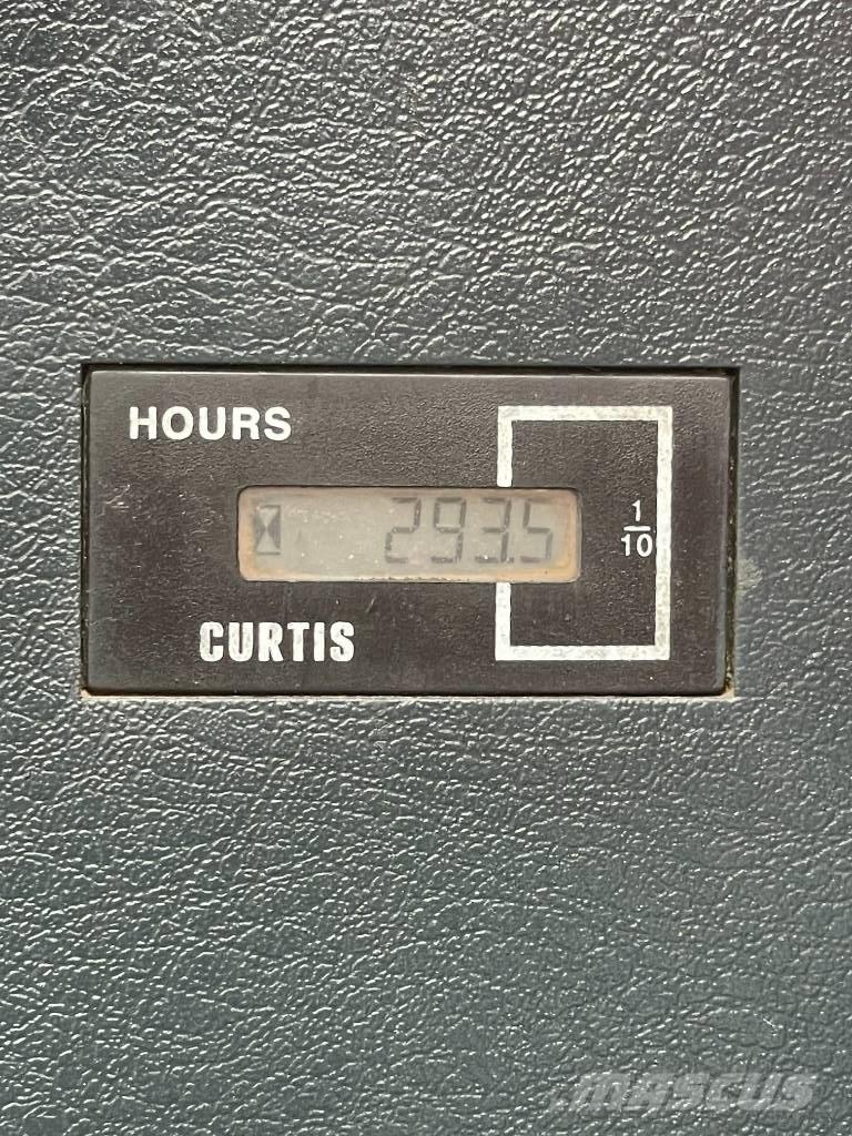 Hyundai 220LC-9S Midi rýpadla 7t - 12t