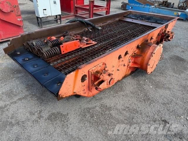 Sandvik USED SCREEN Třídiče