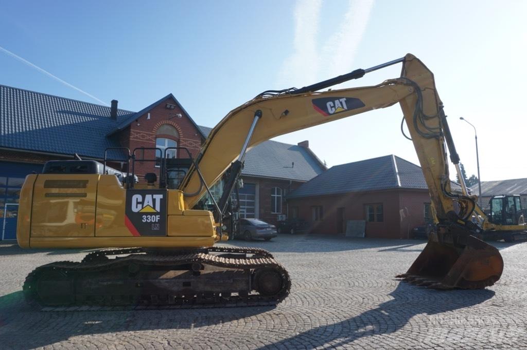 CAT 330F NL Pásová rýpadla