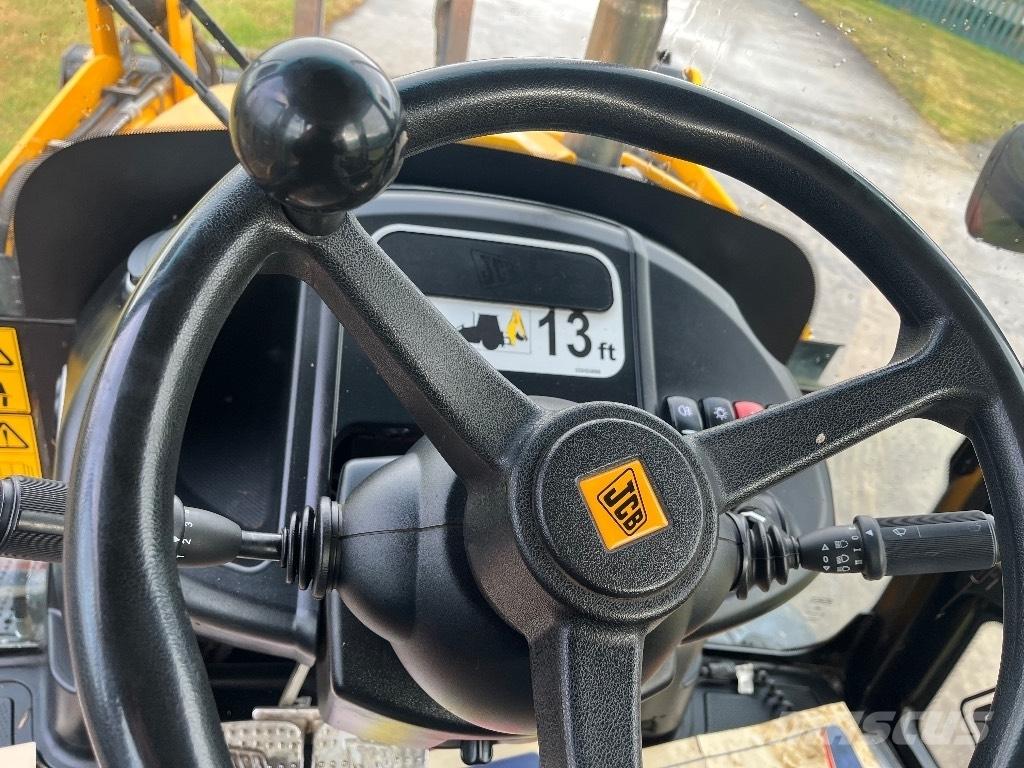 JCB 3CX Rýpadlo-nakladače