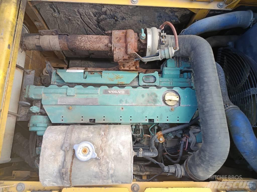 Volvo EC210B Pásová rýpadla