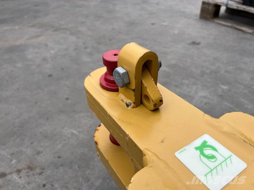 CAT D6R / D6T Zugmaul Ostatní komponenty