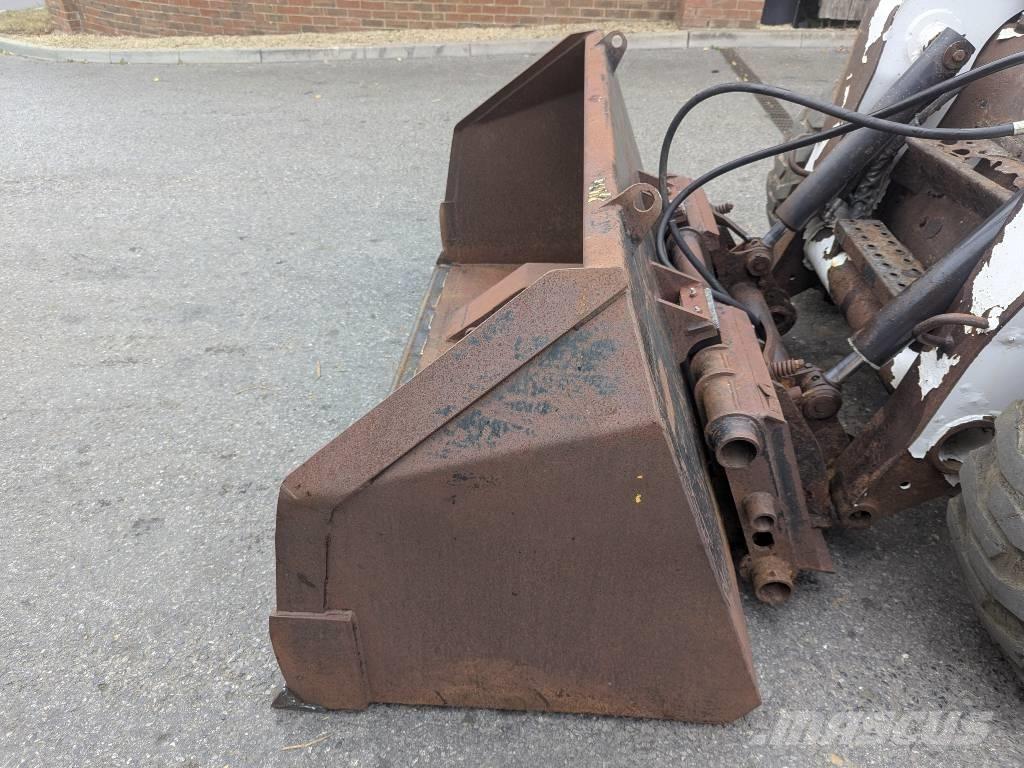 Bobcat TIPTOE BUCKET Lopaty