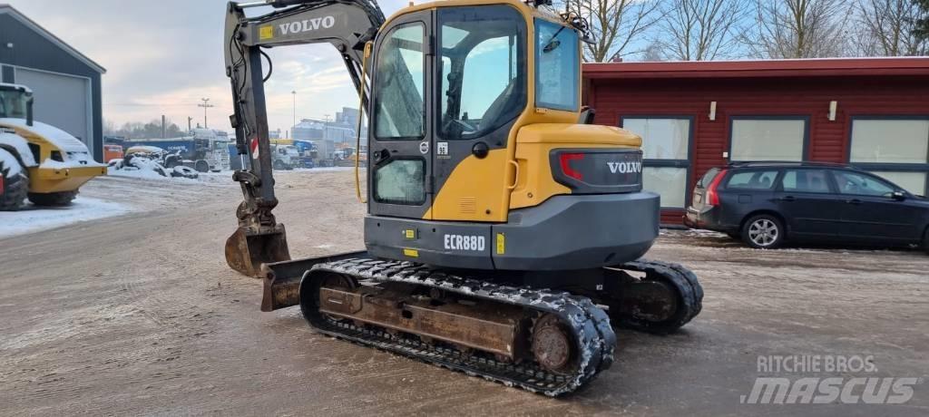 Volvo ECR 88 D Midi rýpadla 7t - 12t
