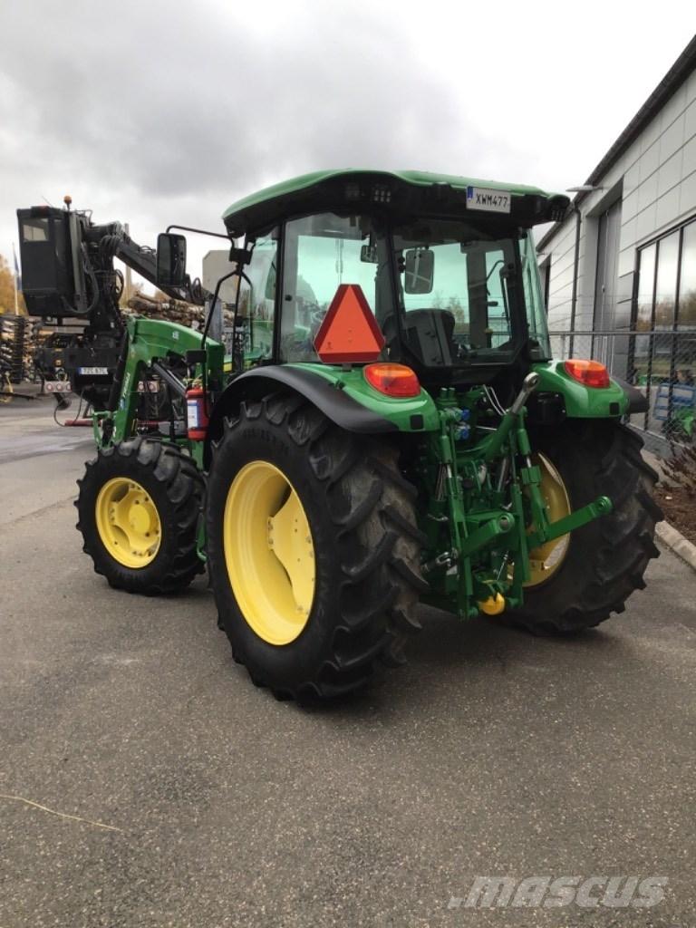John Deere 5075 M Traktory