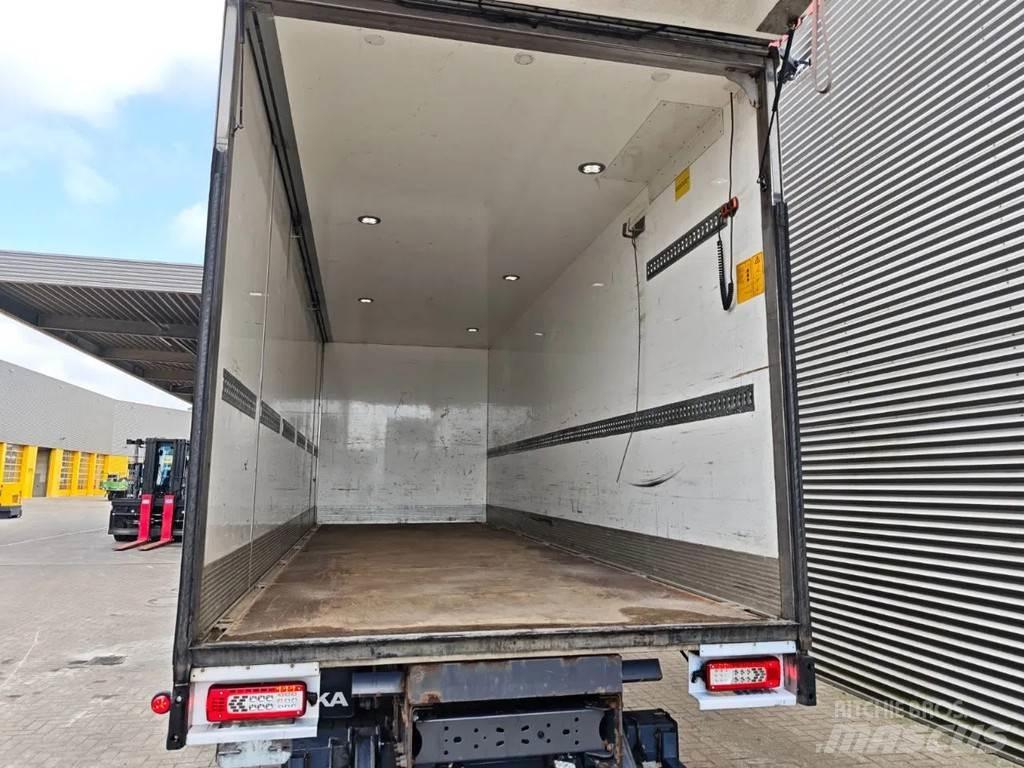 Volvo FM 340 4x2 Skříňová nástavba