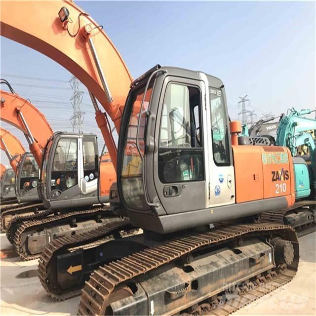Hitachi zx210 Pásová rýpadla