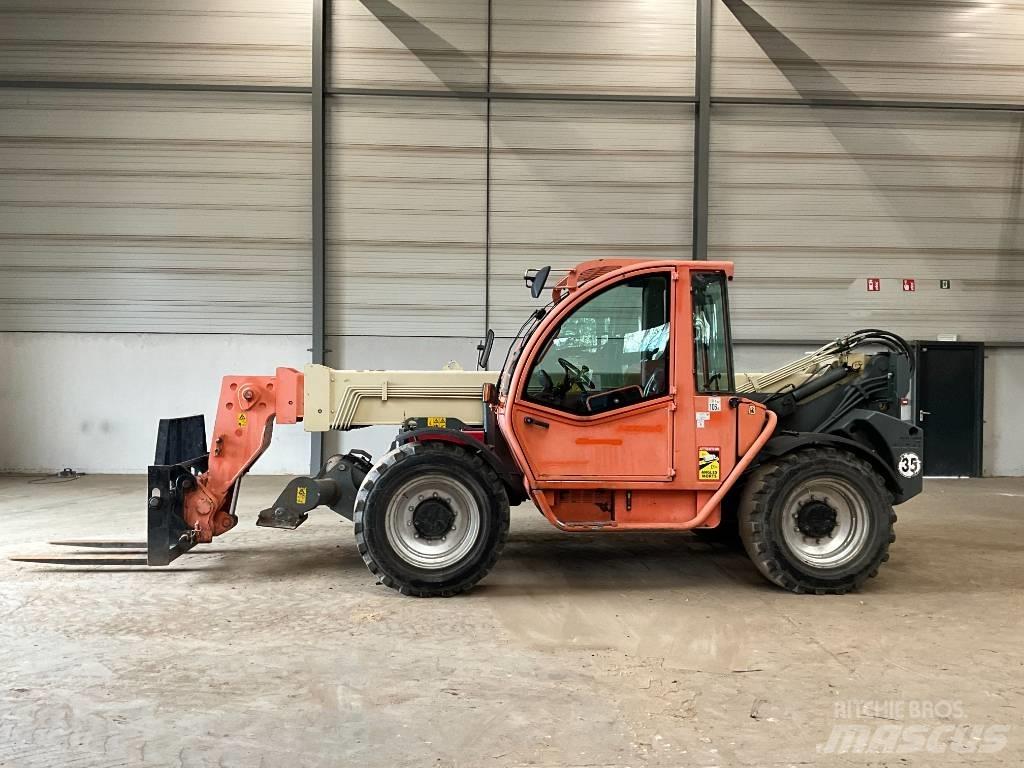 JLG 4013 Teleskopické manipulátory