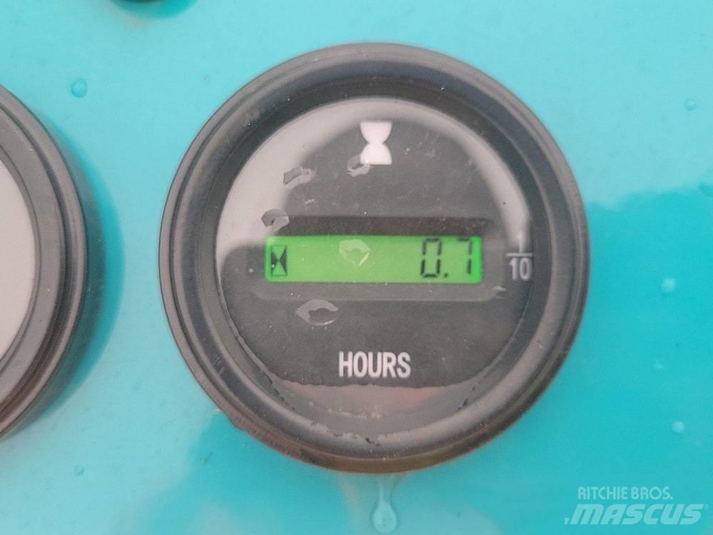Machpro MPS330 Smykem řízené nakladače