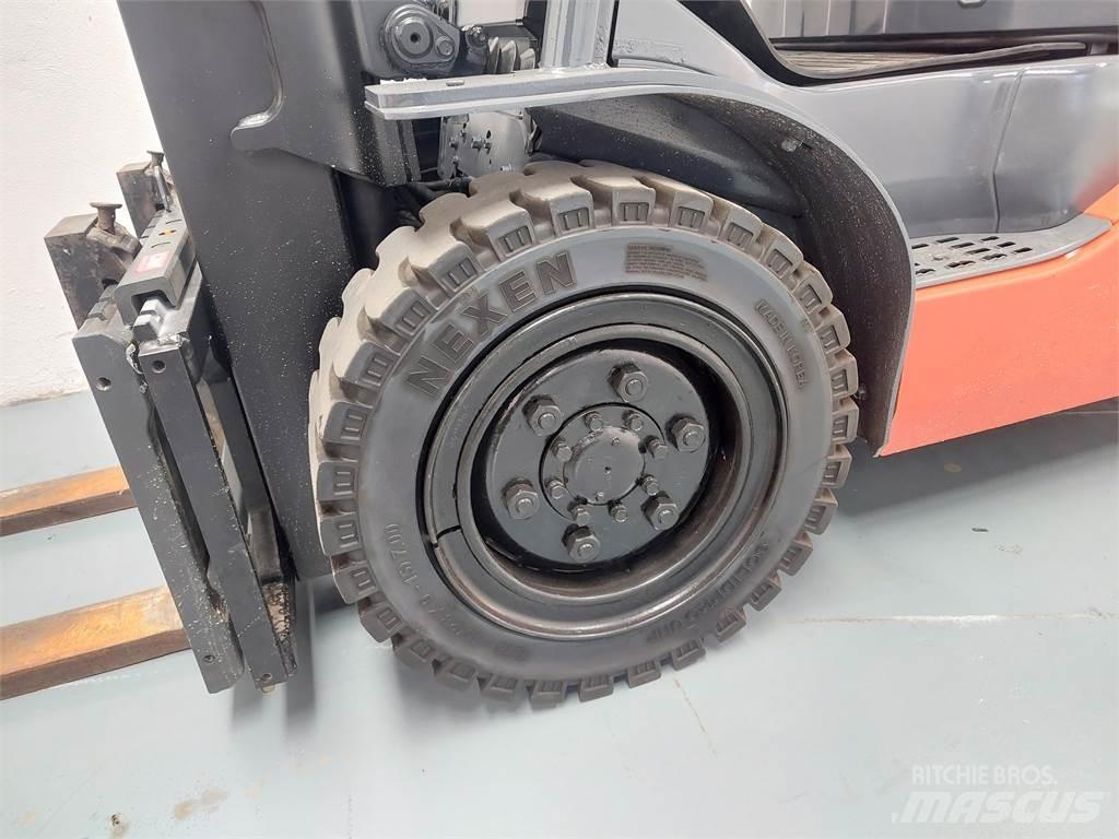 Toyota 52 8FDJF35 Dieselové vozíky