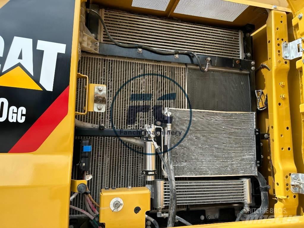 CAT 330 GC Pásová rýpadla