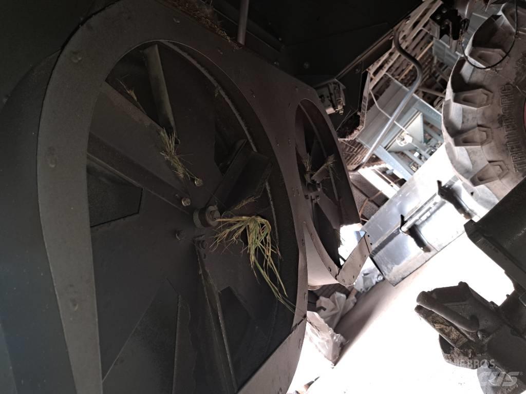 Fendt 6335 C Sklízecí mlátičky