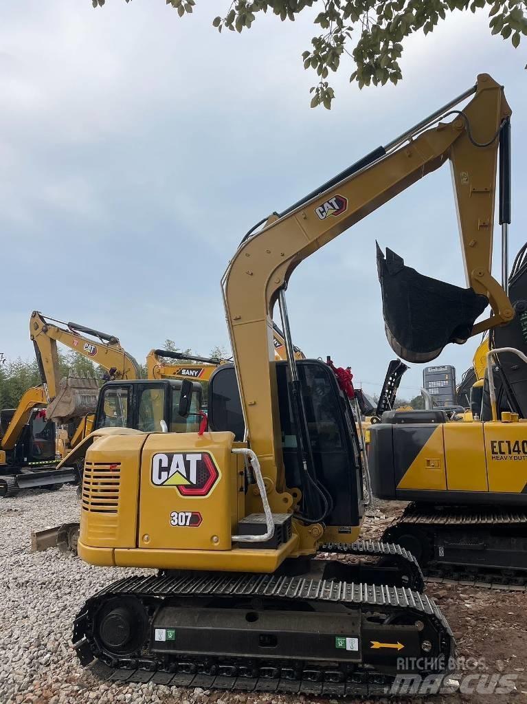 CAT 307 Mini rýpadla < 7t