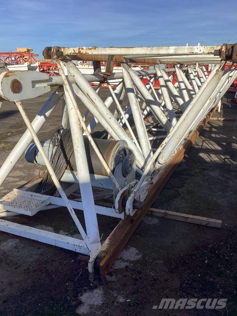 Potain MD365B Stavební jeřáby