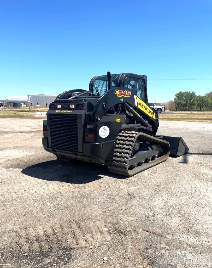 New Holland C345 Smykem řízené nakladače
