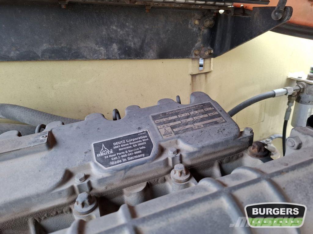 JLG 680S Teleskopické plošiny