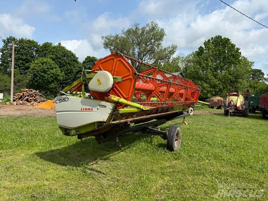 CLAAS Avero 240 Sklízecí mlátičky