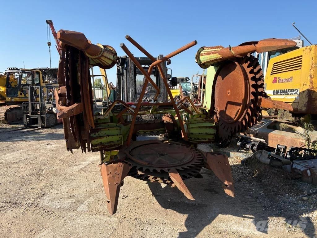 CLAAS RU 450 Samojízdné sekačky