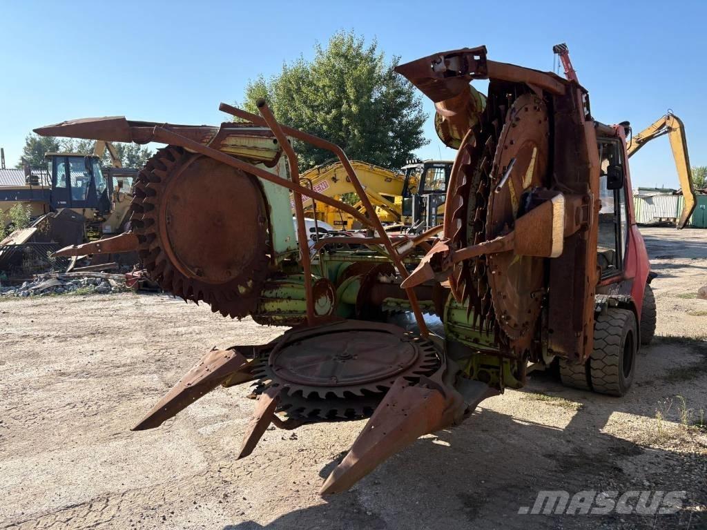 CLAAS RU 450 Samojízdné sekačky