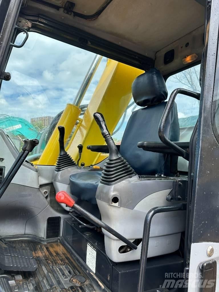 Komatsu PC 78 US-6N0 Pásová rýpadla