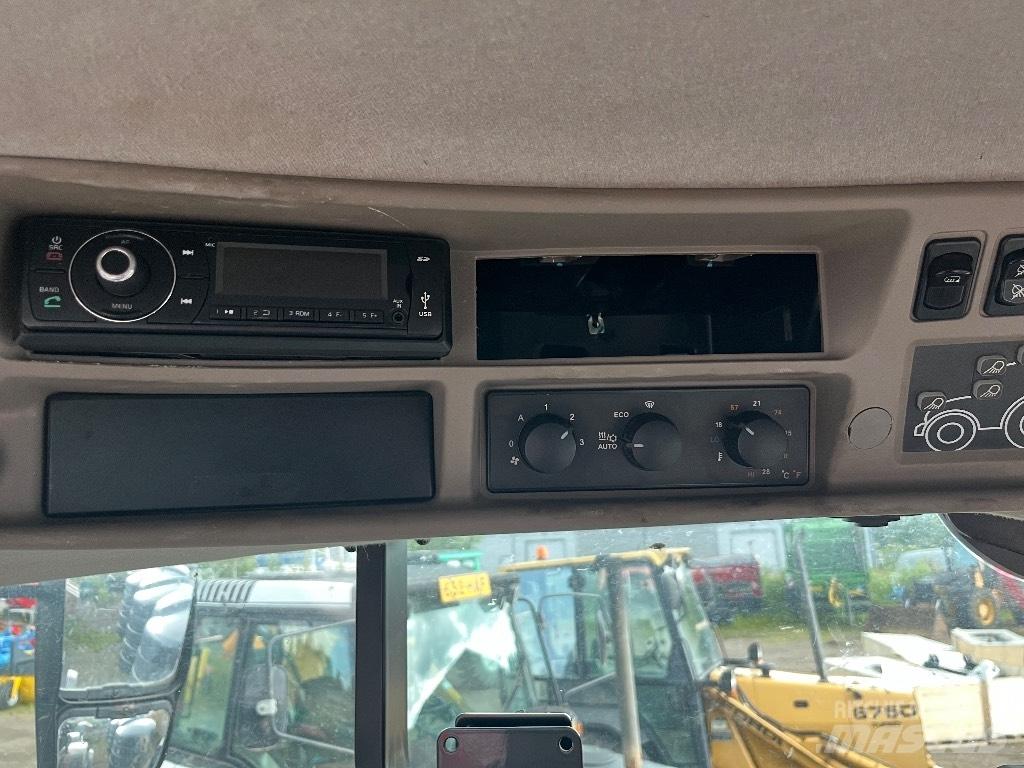 CASE Puma 240 CVX Traktory