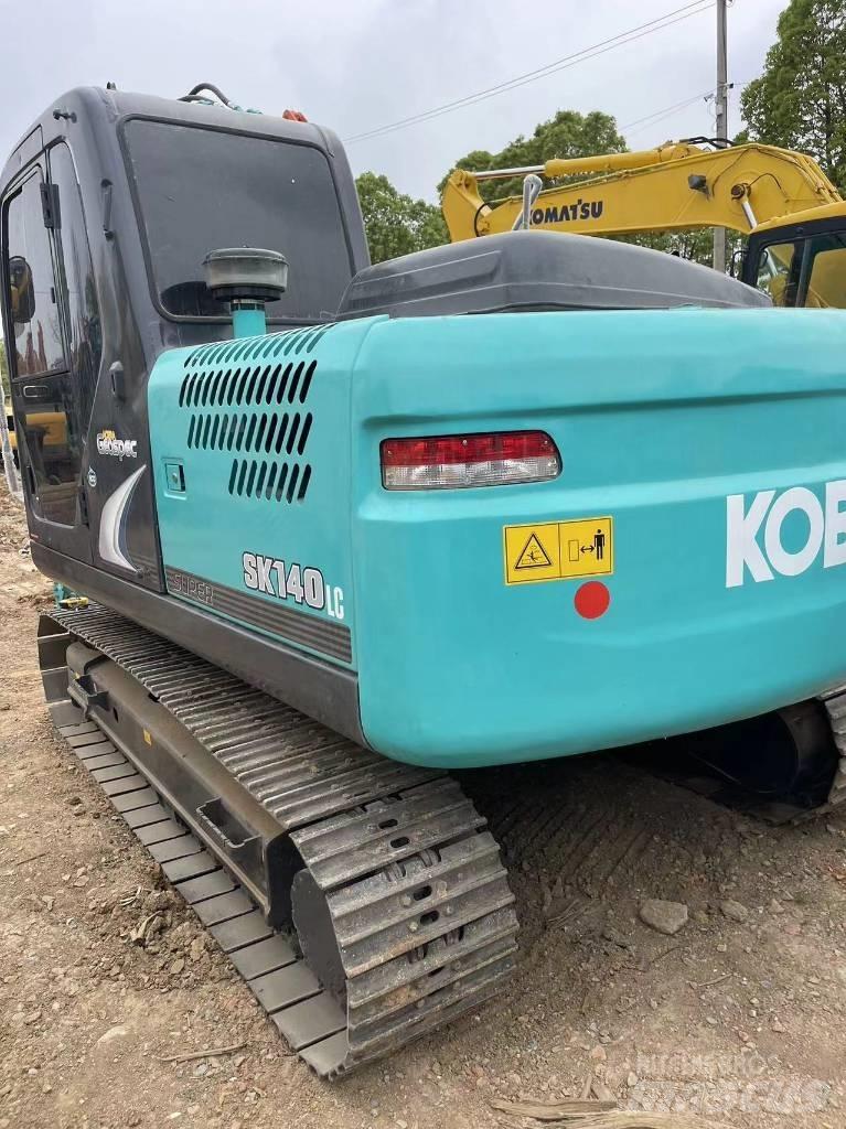 Kobelco SK140 Pásová rýpadla