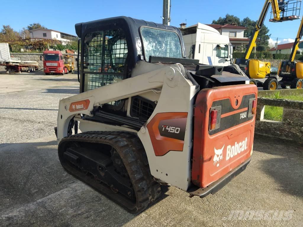 Bobcat T 450 Smykem řízené nakladače