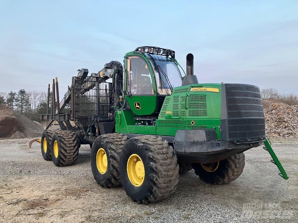 John Deere 1910G Vyvážecí traktory