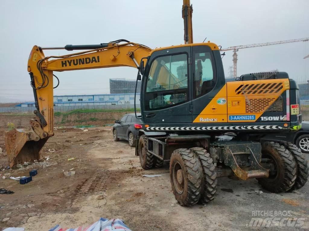 Hyundai 210W Kolová rýpadla