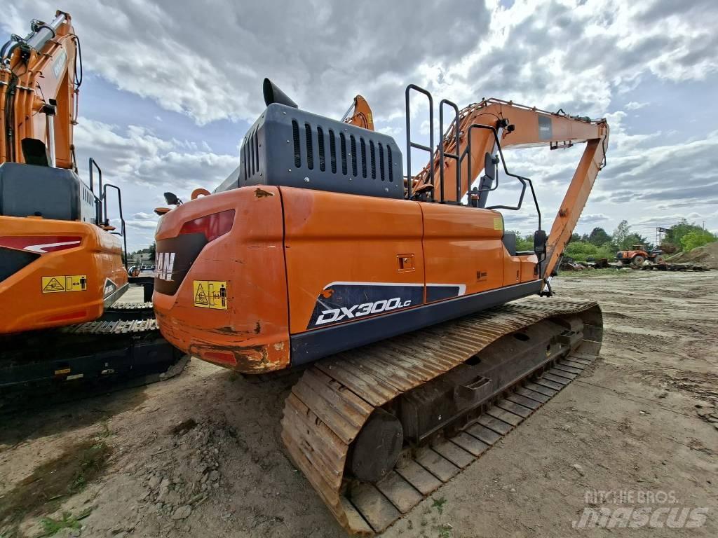 Doosan DX 300 LC-5 Pásová rýpadla